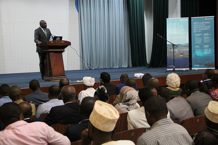 image Société / Prévenir contre les essais nucléaires